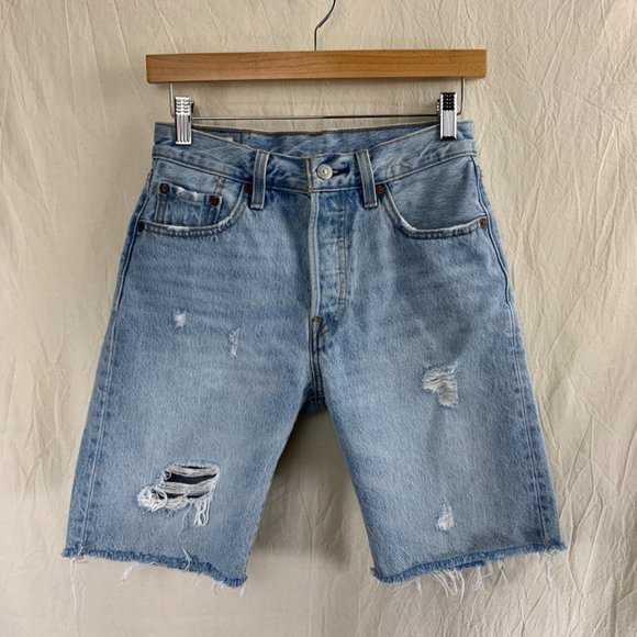 Levi’s 501 Slouch Bermuda Cutoff Shorts - Picture 2 of 9